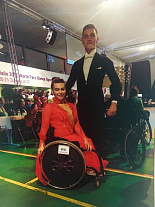 Белэксимгарант оказал финансовую поддержку белорусским спортсменам-колясочникам для участия в Чемпионате мира по танцам